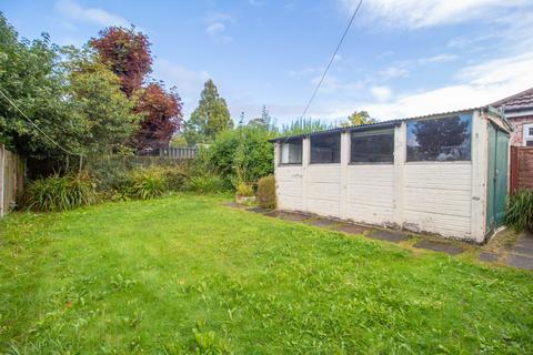 2 bedroom bungalow for sale, Oakfield Avenue, Upton, Chester