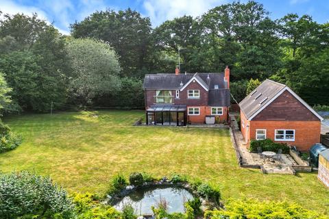 4 bedroom detached house for sale, Dorking Road, Warnham, Horsham, West Sussex, RH12