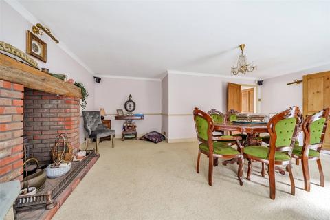 4 bedroom detached house for sale, Dorking Road, Warnham, Horsham, West Sussex, RH12