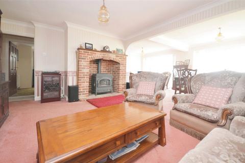 3 bedroom bungalow for sale, Point Clear Road, St. Osyth, Clacton-on-Sea, Essex, CO16