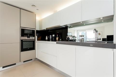 1 bedroom flat for sale, Bezier Apartments, 91 City Road, London