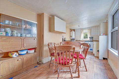 3 bedroom terraced house for sale, Wellfield Road, London, SW16