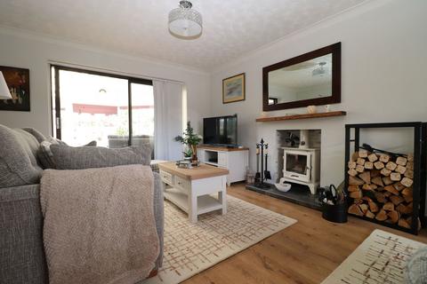 5 Longland Close, Norwich, NR6 7LW