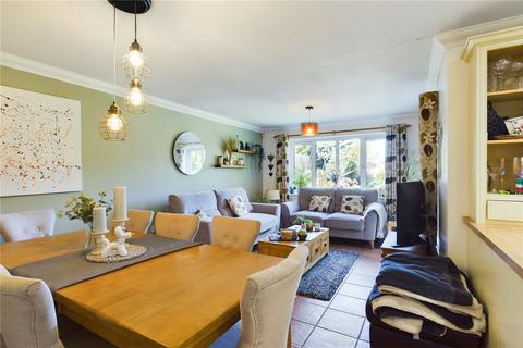 Muggles Bunces Lane, Burghfield Common, Reading, RG7 3DL
