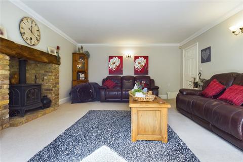 Muggles Bunces Lane, Burghfield Common, Reading, RG7 3DL