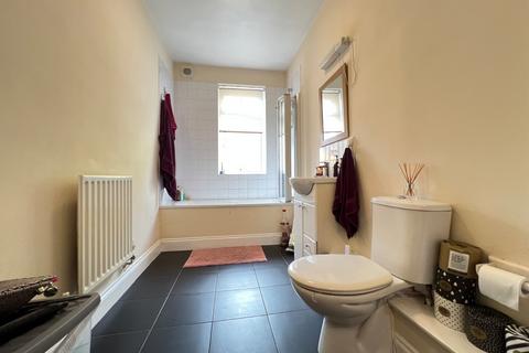 1 bedroom apartment to rent, Collyer Place, London SE15