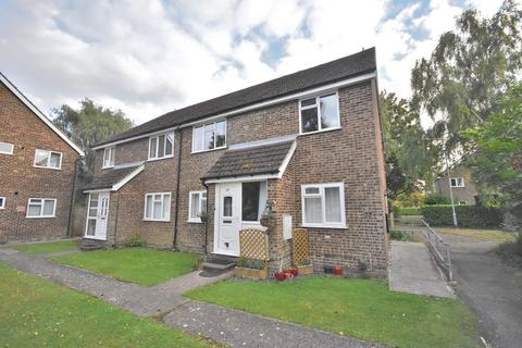 2 bedroom maisonette to rent, Magnaville Road, Hertfordshire CM23