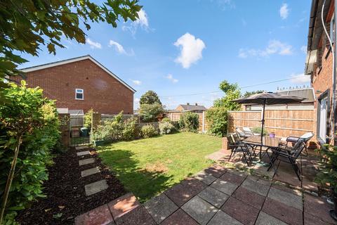 3 bedroom semi-detached house for sale, Buckenhoe Road, Essex CB10