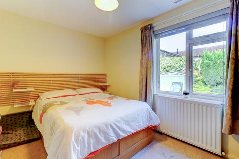 2 bedroom bungalow for sale, Buckmaster Road, Buckinghamshire HP12