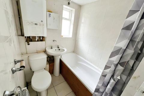 2 bedroom terraced house for sale, Bond Street, Staffordshire ST6