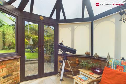 15 Beezling Close, Eaton Ford, St Neots, PE19 7QU