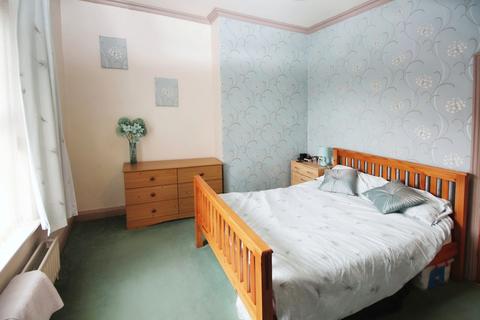 2 bedroom terraced house for sale, Caldercliffe Road, Berry Brow, West Yorkshire HD4