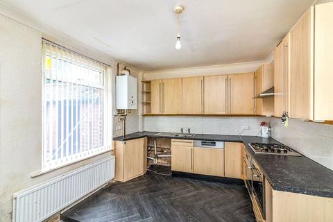 2 bedroom terraced house for sale, Oak Road, Barnsley S72