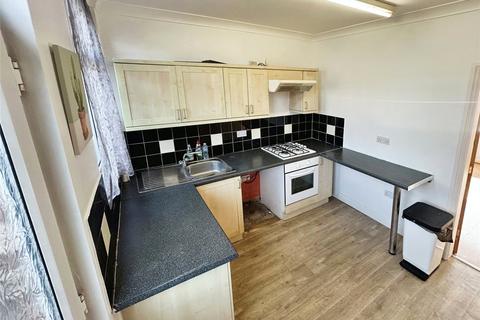 2 bedroom terraced house to rent, Dyson Street, South Yorkshire S70