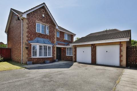 4 bedroom detached house to rent, Woolsington Drive, Darlington DL2