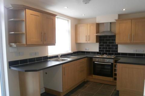 2 bedroom flat to rent, Victoria Road, Doncaster DN5