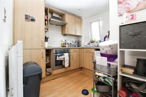 2 bedroom flat for sale, Hardings Close, Hertfordshire HP3