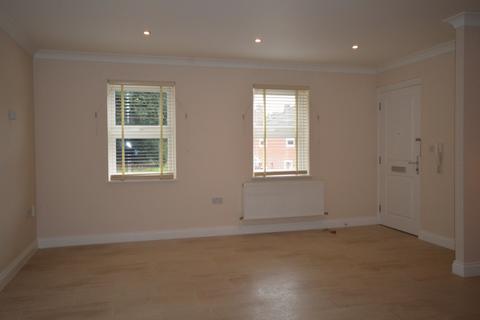 1 bedroom flat to rent, New Street Close, Hampshire SP10