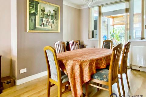 4 bedroom semi-detached house for sale, Churchdale Road, East Sussex BN22