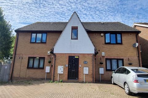 2 bedroom maisonette for sale, Veronica Close, Romford RM3