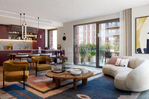 2 bedroom apartment for sale, 1 Viaduct Gardens, London SW11