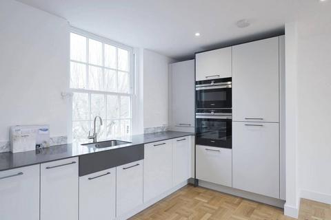 2 bedroom flat to rent, Peacock Court Lisgar Terrace London W14