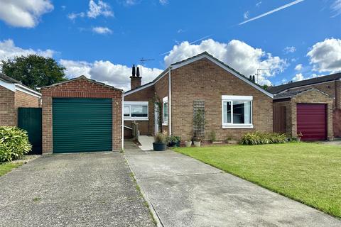 3 bedroom detached bungalow for sale, Knights Close, Old Newton IP14