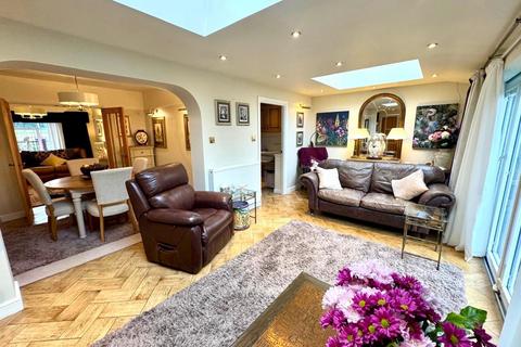 5 bedroom detached house for sale, Old Walcot, Swindon SN3