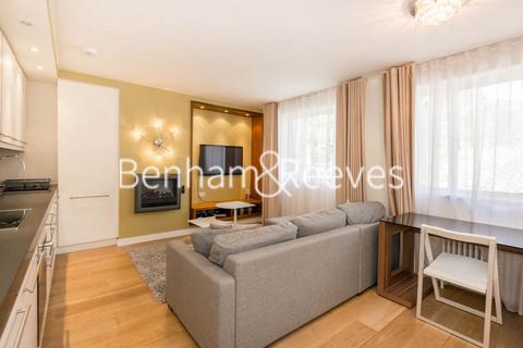 1 bedroom apartment to rent, Palace Gate, Kensington W8