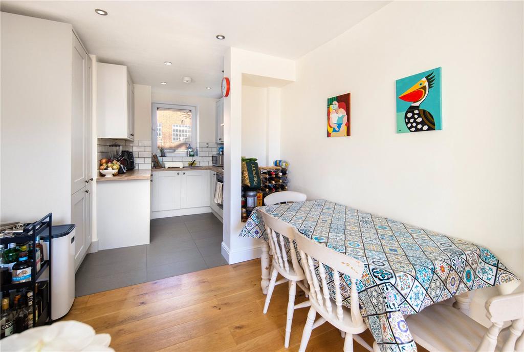 Living Room/Kitchen