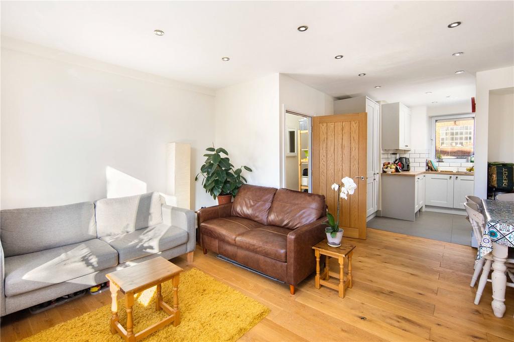 Living Room/Kitchen