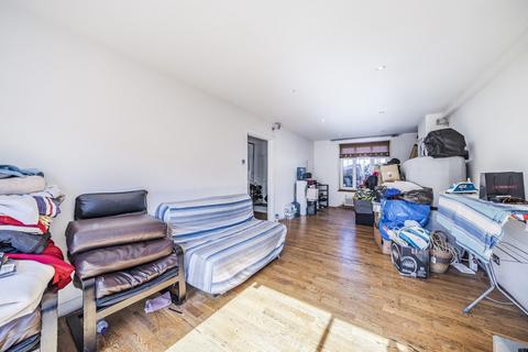 3 bedroom terraced house for sale, Rancliffe Gardens, London, SE9