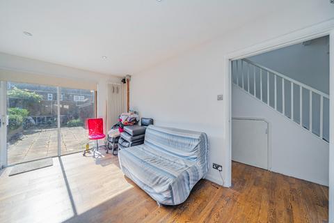 3 bedroom terraced house for sale, Rancliffe Gardens, London, SE9