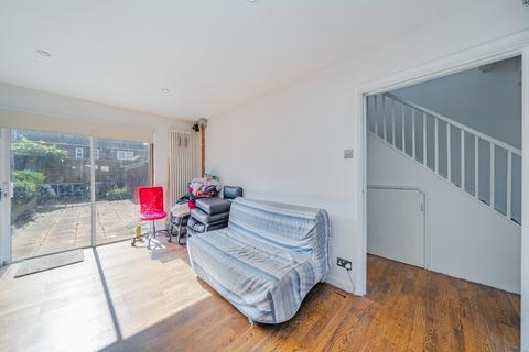43 Rancliffe Gardens, London, SE9 6JZ