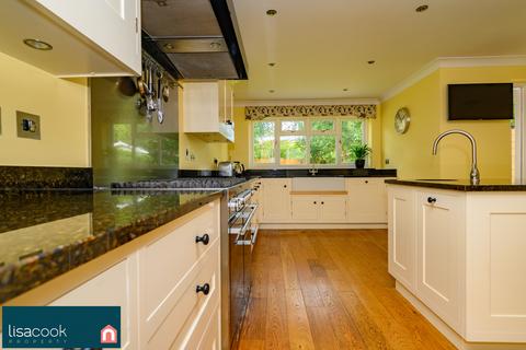 4 bedroom detached house for sale, Ashridge Drive, Bricket Wood AL2