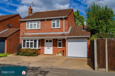 4 bedroom detached house for sale, Ashridge Drive, St. Albans AL2