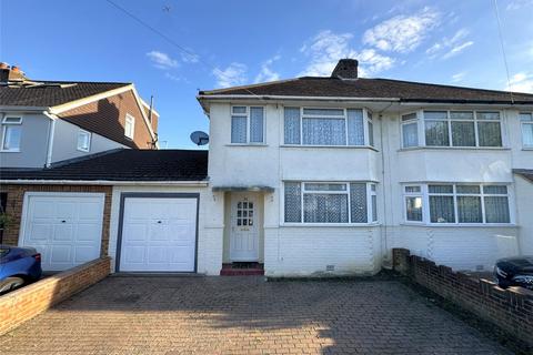 3 bedroom semi-detached house for sale, Hurstdene Avenue, Surrey TW18