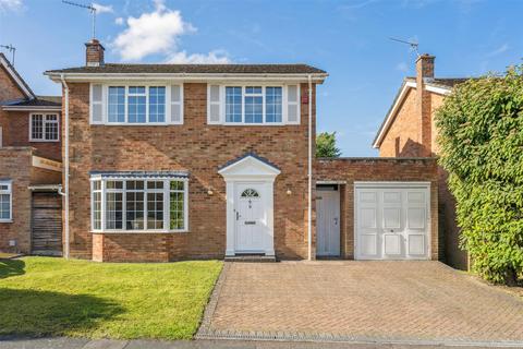 4 bedroom detached house for sale, Taplin Way, Penn HP10