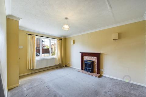 3 bedroom semi-detached house to rent, Yeoman Meadow, Northampton NN4