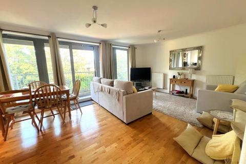 2 bedroom apartment to rent, Aquatico, Guildford GU1