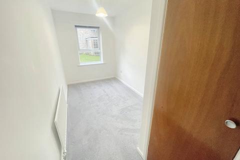 2 bedroom ground floor flat to rent, Waterford Place, Highcliffe BH23