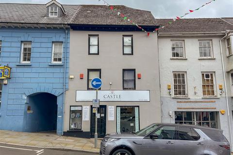 Property to rent, 42 High Street, Haverfordwest