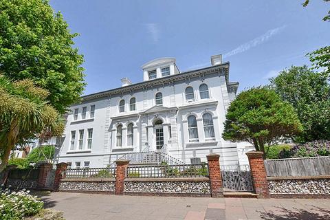 2 bedroom flat for sale, Devonshire Place, Eastbourne