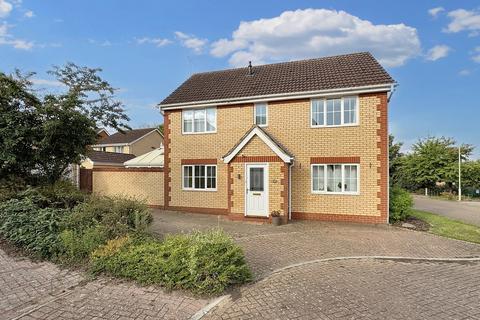 4 bedroom detached house for sale, St Agnes Way, Ipswich IP5