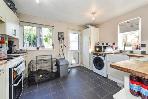 2 bedroom semi-detached house for sale, Artists Way, Andover