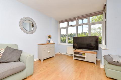 3 bedroom terraced house for sale, Famet Gardens, Kenley, Surrey