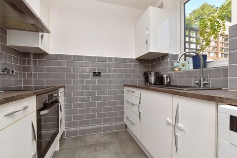 3 bedroom terraced house for sale, Famet Gardens, Kenley, Surrey