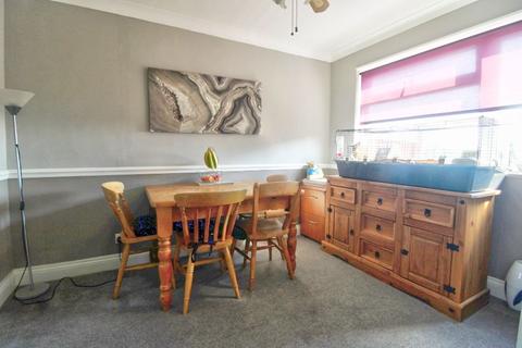 17 Fern Close, Eastbourne, BN23 8AQ