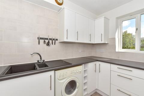 2 bedroom apartment for sale, School Hill, Lamberhurst, Tunbridge Wells, Kent