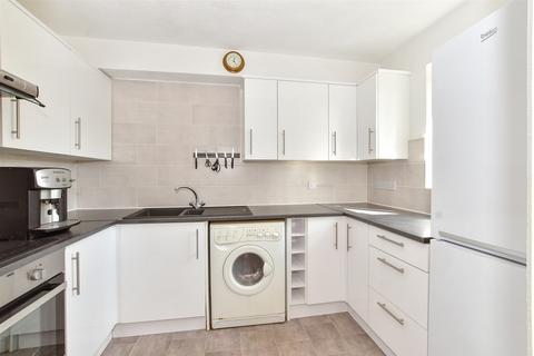 2 bedroom apartment for sale, School Hill, Lamberhurst, Tunbridge Wells, Kent